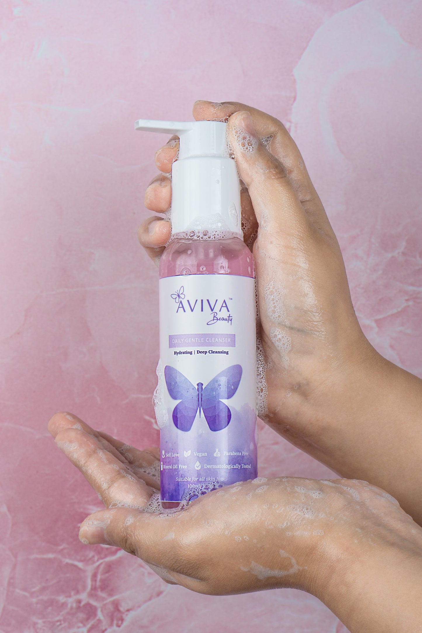 Aviva Beauty’s Daily Gentle Cleanser - | Water Based Formulation | Hydrating | Deep Cleansing | Fragrance Free | Paraben-free | Mineral Oil-free